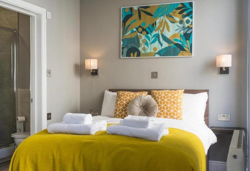 スタンダードスタジオ, 1 Elliot Terrace