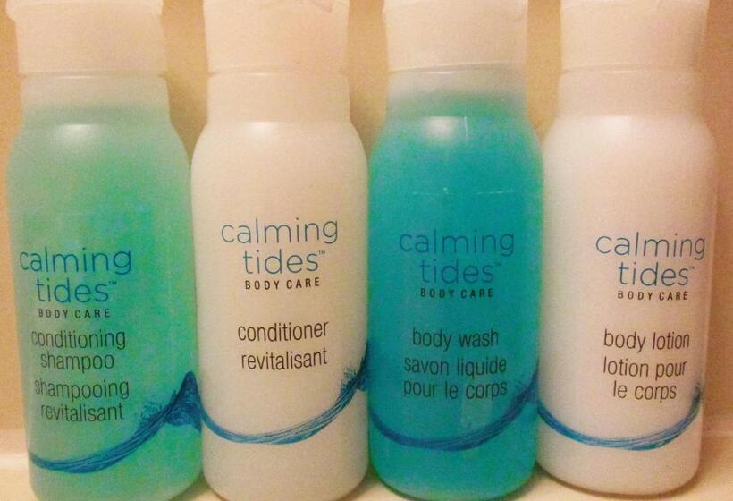 스위트, Turning Leaf Townhome Suites