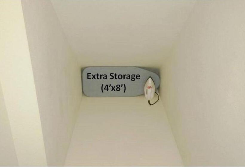 스위트, Turning Leaf Townhome Suites