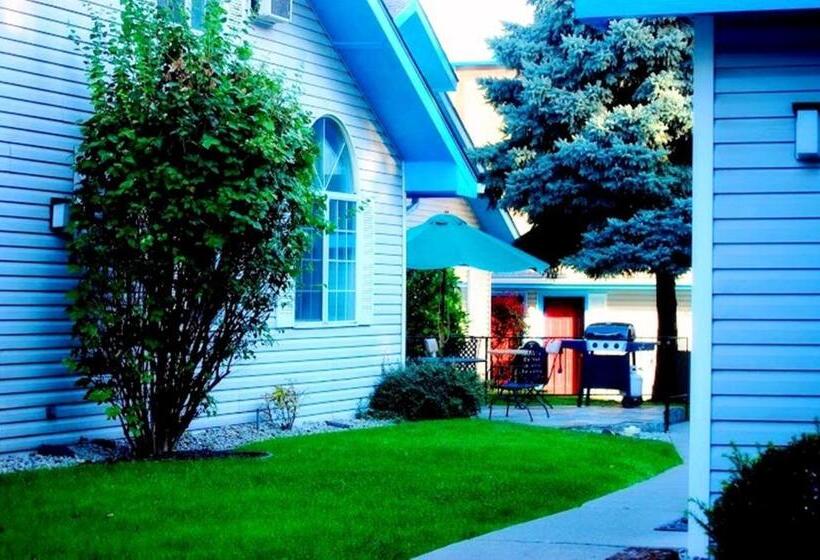 스위트, Turning Leaf Townhome Suites