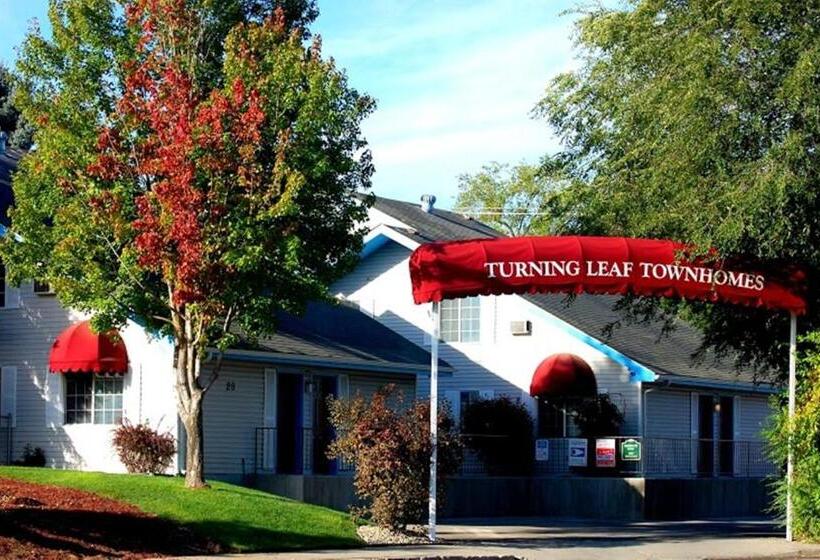 스위트, Turning Leaf Townhome Suites