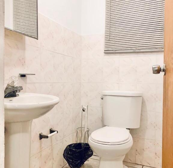 ویلای 2 خوابه, Coastal Express Inn & Suites #1 At 681 Ocean Drive