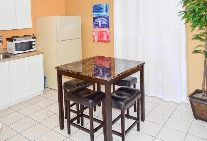 ویلای 2 خوابه, Coastal Express Inn & Suites #1 At 681 Ocean Drive