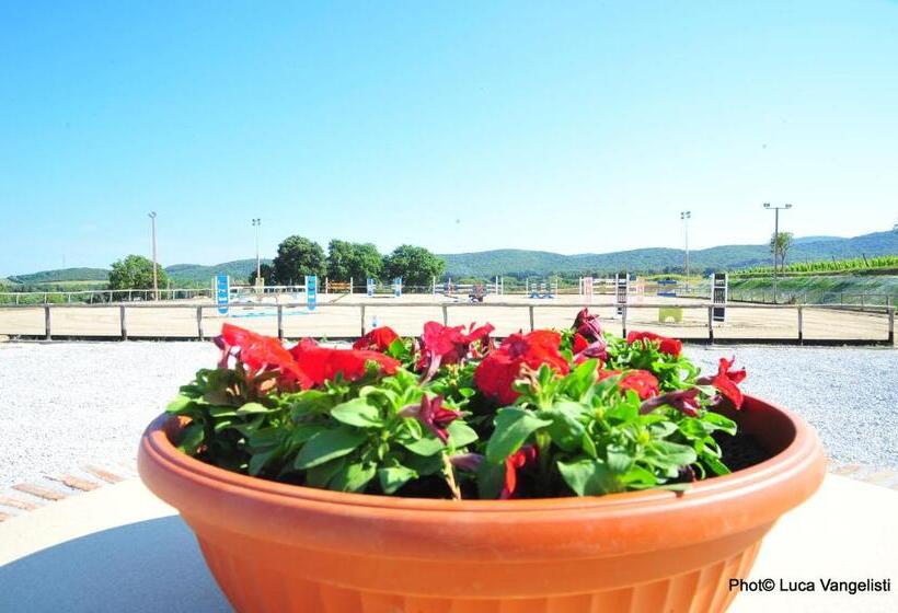 شقة غرفة واحدة, Cascina Al Colle