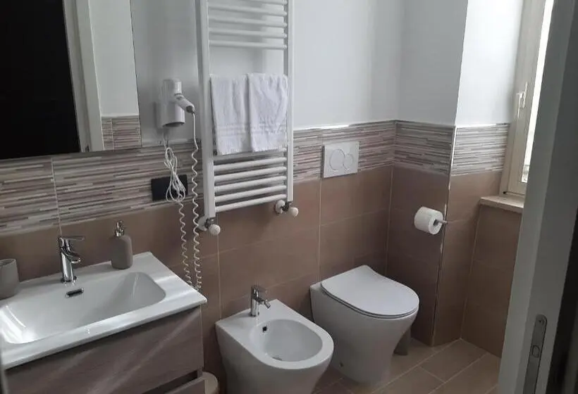 Standard Yhden Hengen Huone, La Bertina