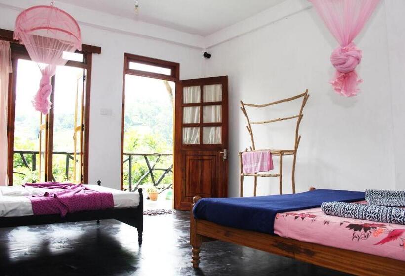 트리플 스탠다드 전망룸, Cascade Vally