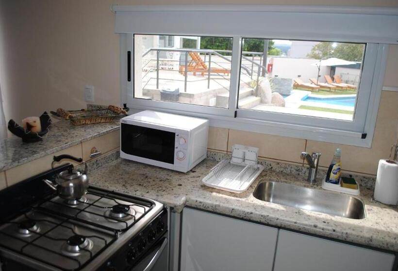 شقة غرفتين, Good Life Resort