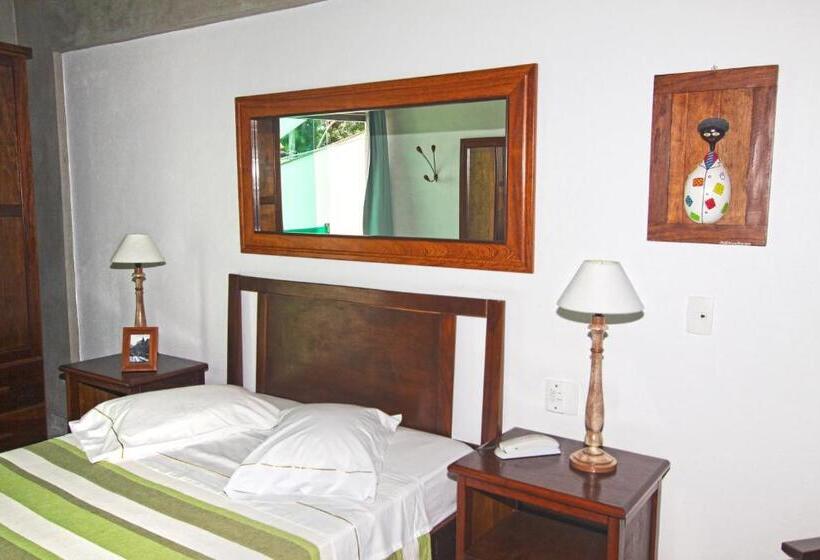 Standaard Studio, Aventureiro Pousada