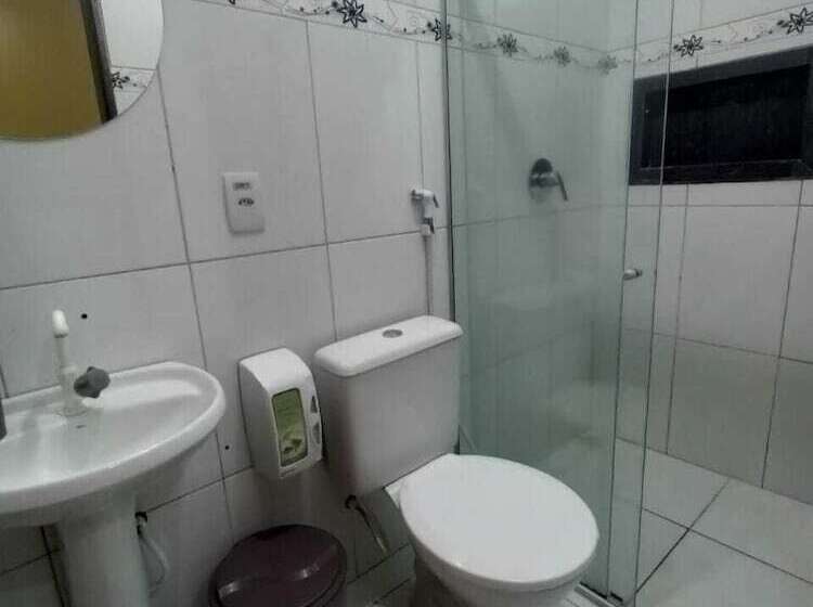 Quarto Estandar com Sacada, Pousada Concha Dourada