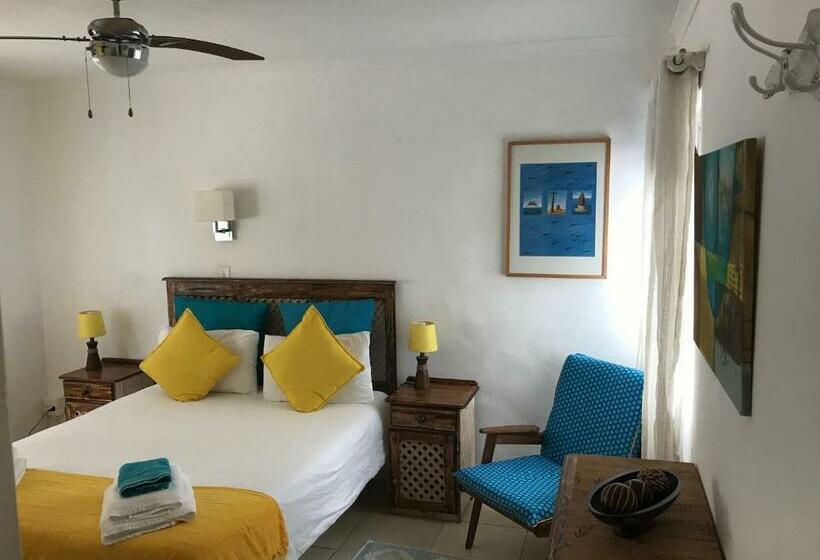 اتاق استاندارد, The Green Palm Cottage