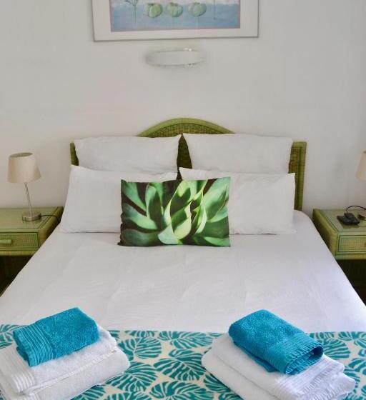 اتاق استاندارد, The Green Palm Cottage