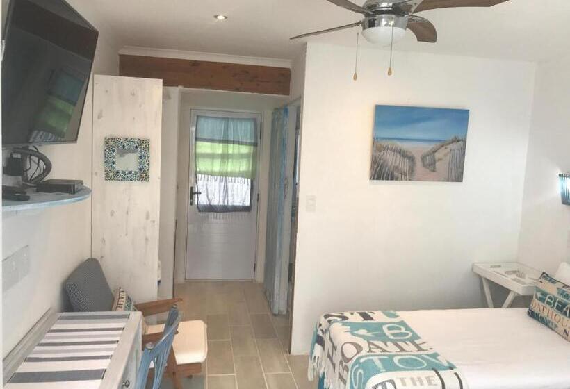 اتاق استاندارد با تخت بزرگ, The Green Palm Cottage