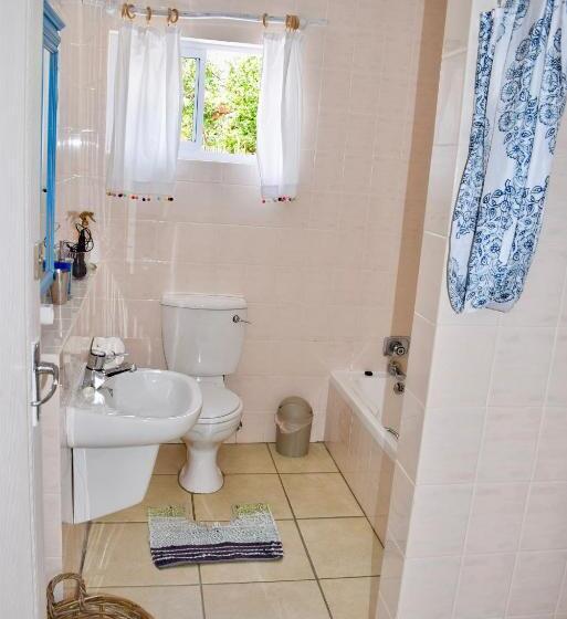 اتاق استاندارد با تخت بزرگ, The Green Palm Cottage