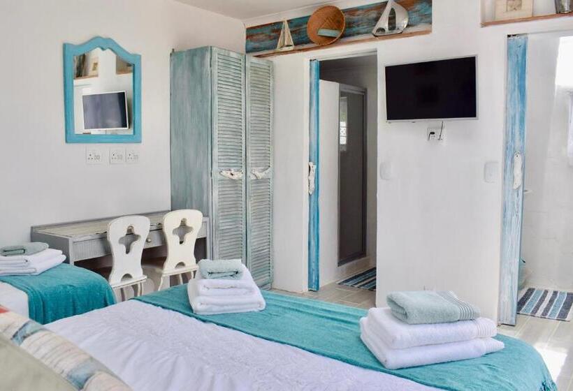 اتاق استاندارد سه نفره, The Green Palm Cottage