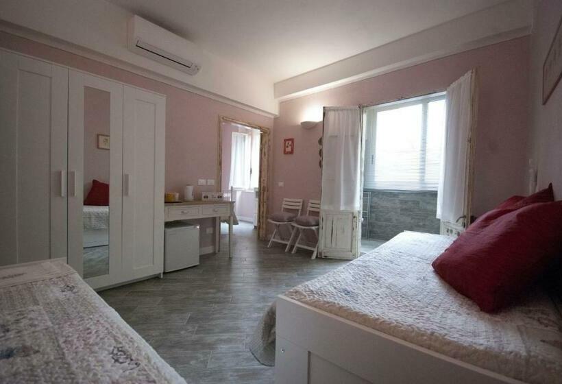 חדר משפחתי, Cà De Lelio