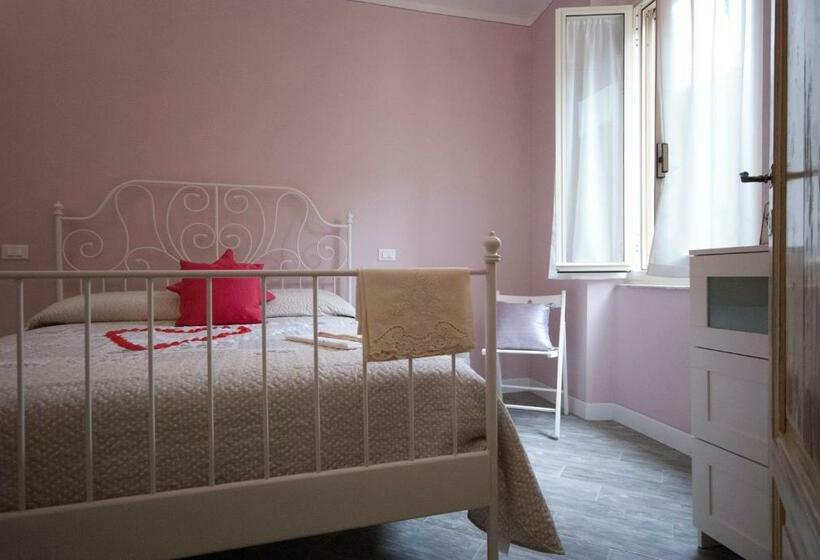 חדר משפחתי, Cà De Lelio