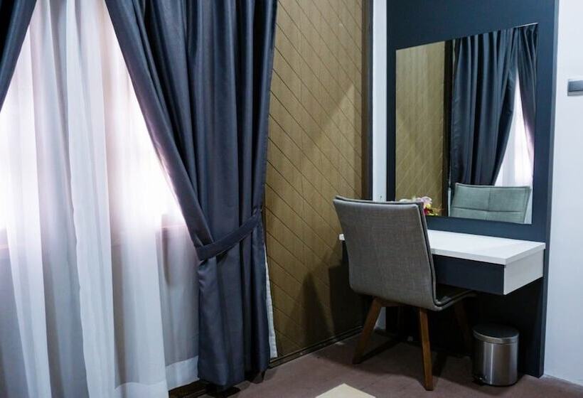 סוויטת פרמיום, Casuarina@pangkor