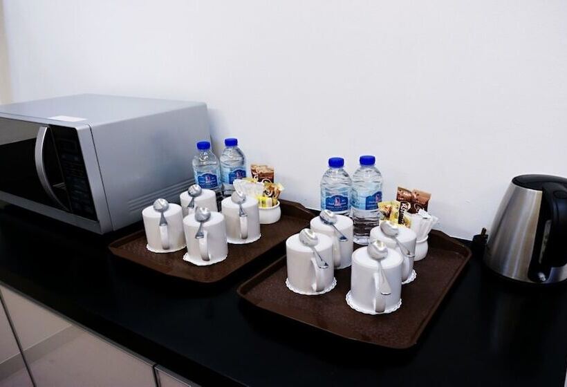 סוויטה מלכותית, Casuarina@pangkor