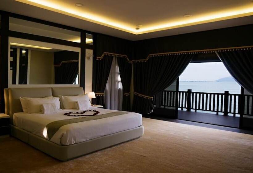 Королевский Люкс, Casuarina@pangkor