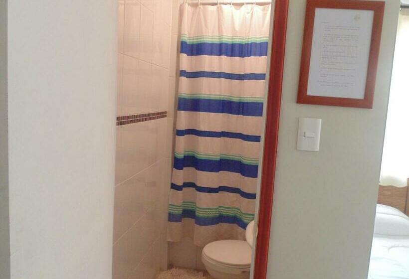 غرفة قياسية رباعية, Hostal Arrayan