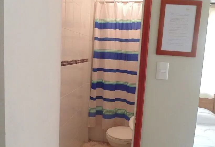 اتاق استاندارد, Hostal Arrayan
