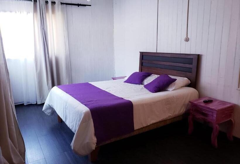 Номер Стандарт Трехместный, Hostal Arrayan