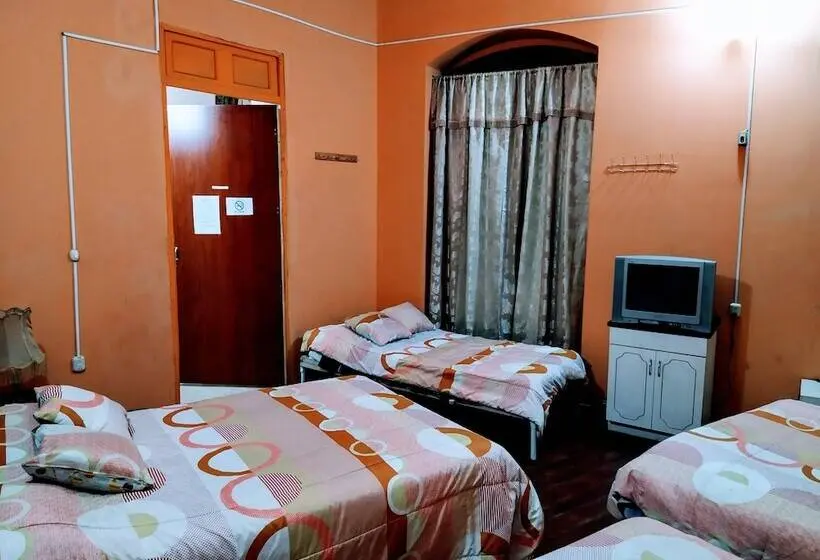 ファミリールーム, Hostal Latitud Ecuem