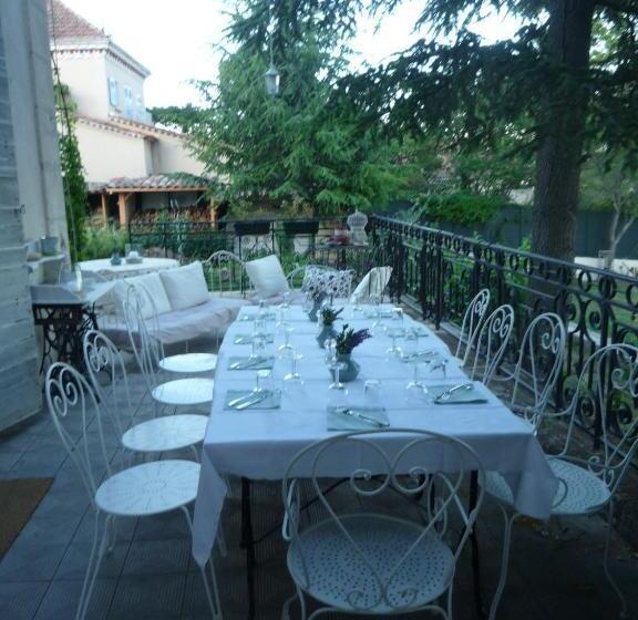 חדר סטנדרט נוף לגינה, B&b En Provence  Villa Saint Marc