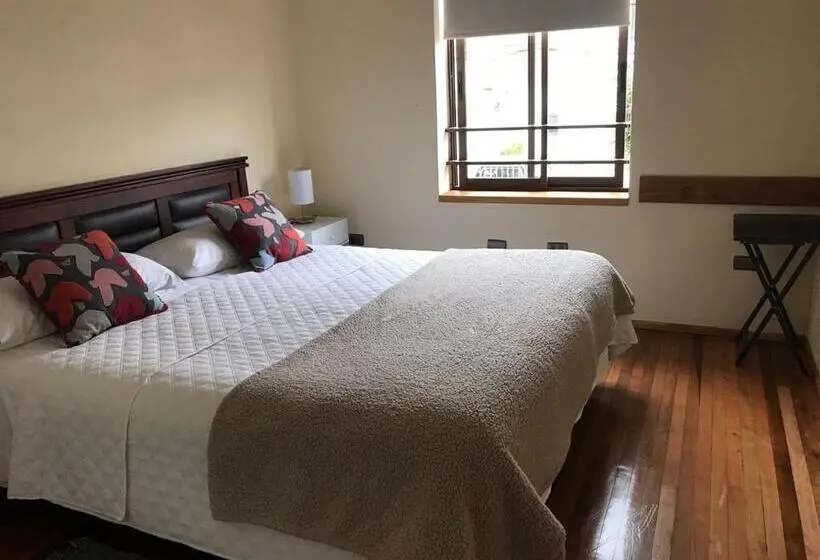 اتاق استاندارد با تخت بزرگ, Hostal My House