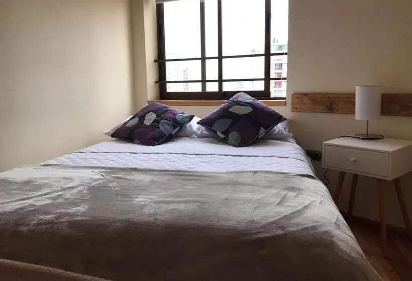 اتاق استاندارد چهار تخته, Hostal My House