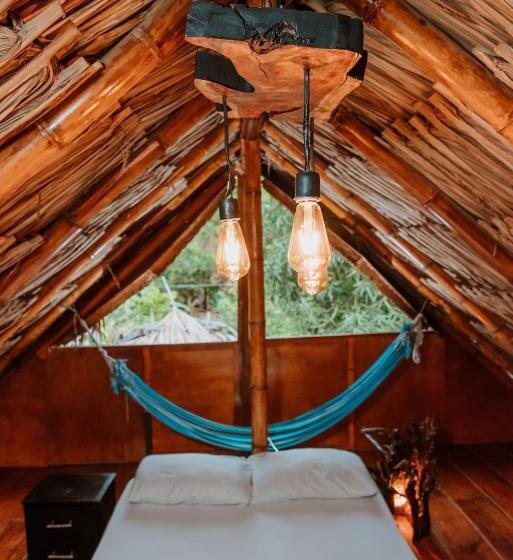 豪华房间, Kasakolà