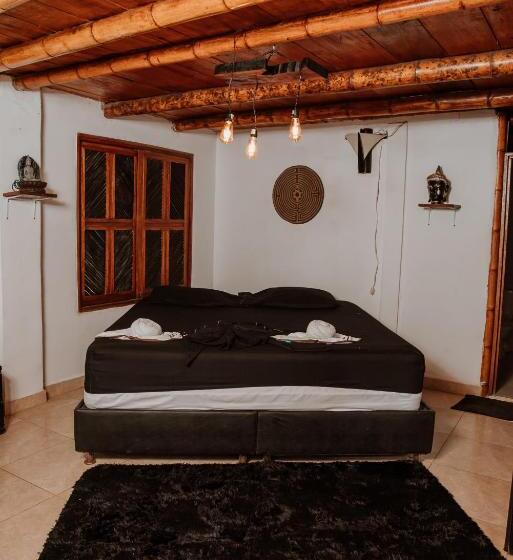 带大床的标准间, Kasakolà