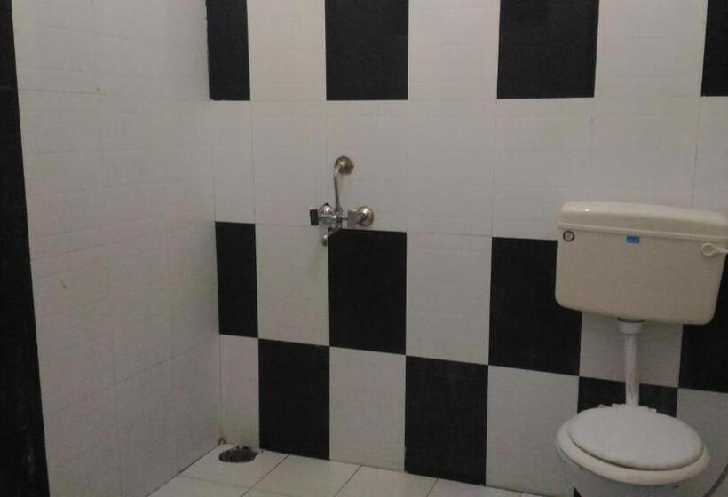 デラックスルーム, Ashta Lakshmi Tourist Home Stay