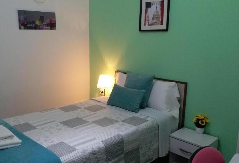 اتاق استاندارد یک نفره, Pensión Mar Azul