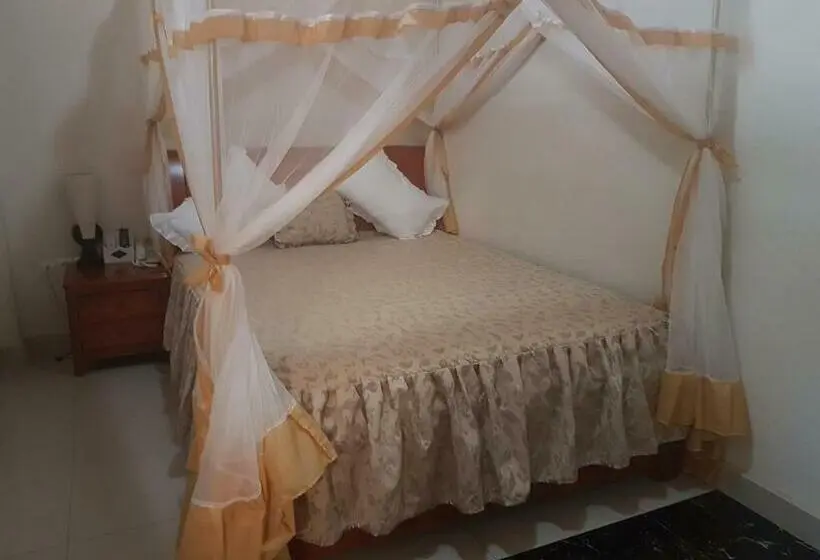 آپارتمان 1 خوابه با چشم‌انداز باغ, Tigers S Apartment