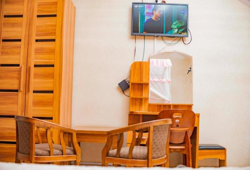 سوییت اجرایی, Tigers S Apartment