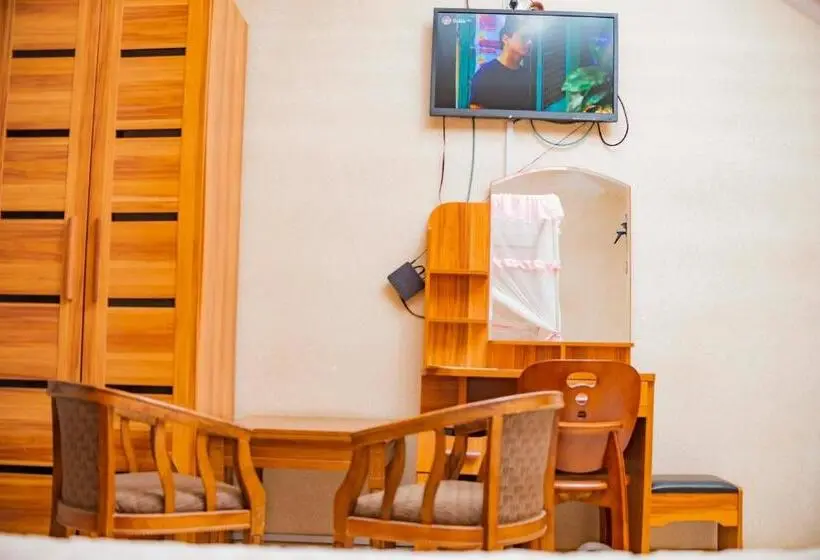 سوییت اجرایی, Tigers S Apartment