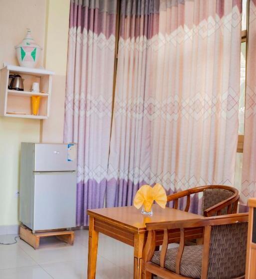 آپارتمان 1 خوابه با چشمانداز باغ, Tigers S Apartment