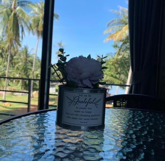 بانگلوی سوپریور, Somphoch Garden