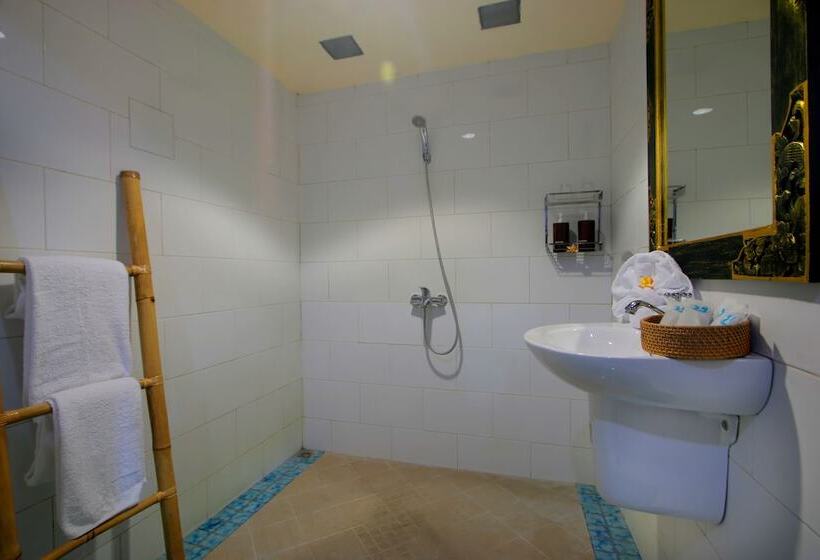 חדר סופריור, Graha Madesimon