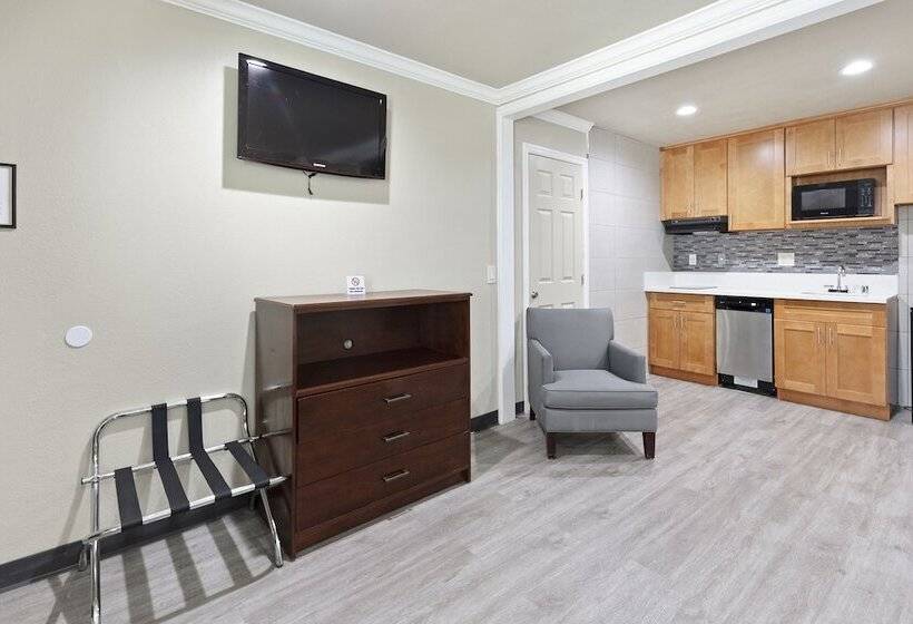 إستوديو ديلوكس, Le Blanc Inn & Suites