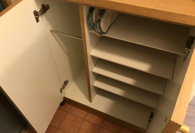 Студио Стандарт с Балконом, Ostay Kitahama Hotel Apartment