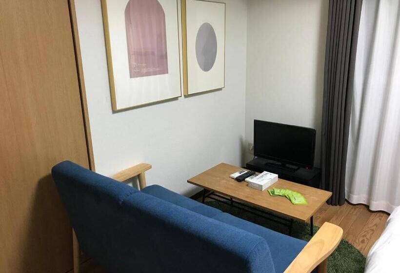 Номер Стандарт, Ostay Kitahama Hotel Apartment