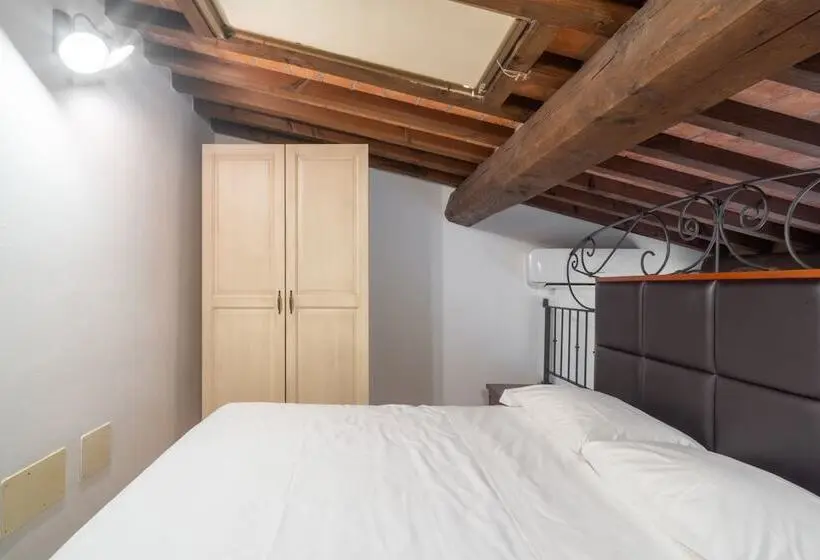 スタンダードスタジオ, Hotiday Apartments Costa Degli Etruschi