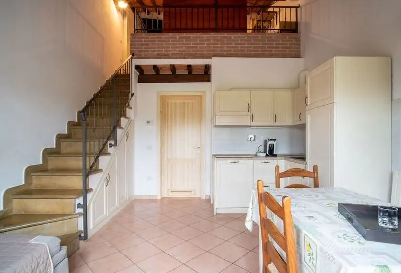 スタンダードスタジオ, Hotiday Apartments Costa Degli Etruschi