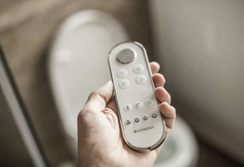 ジュニアスイート, Eilert Smith