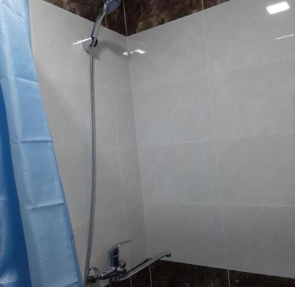 غرفة قياسية, Naqqosh