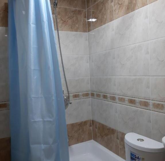 غرفة قياسية, Naqqosh