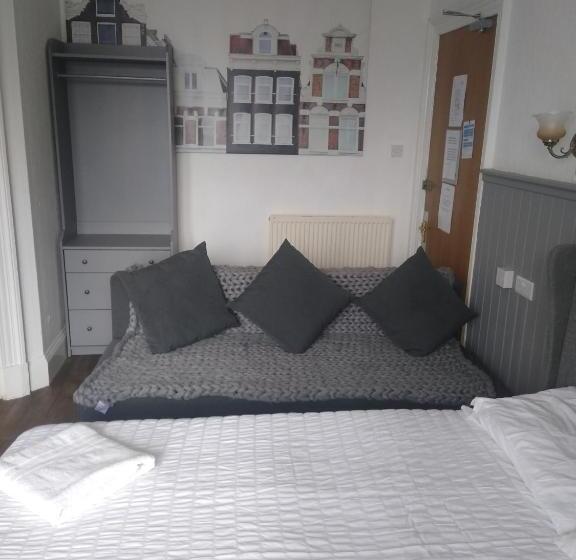 スタンダード４人部屋, The Townhouse Accommodation