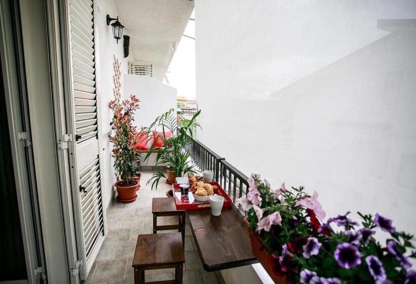 اتاق استاندارد چهار تخته, B&b Scirocco House
